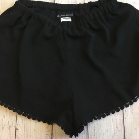 Brandy Melville Leticia black shorts lace trim - Picture 6 of 7